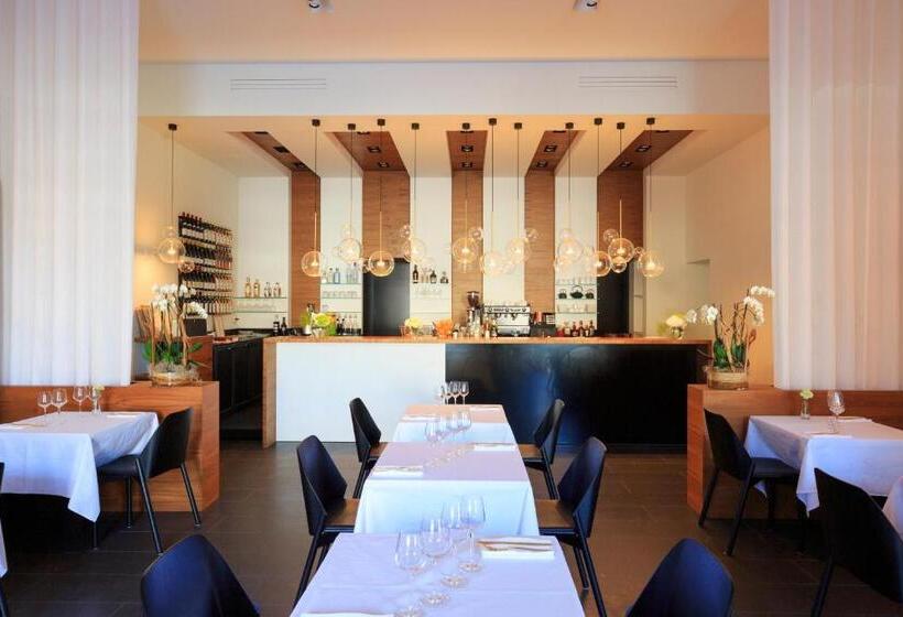 酒店 Du Centre Nautique