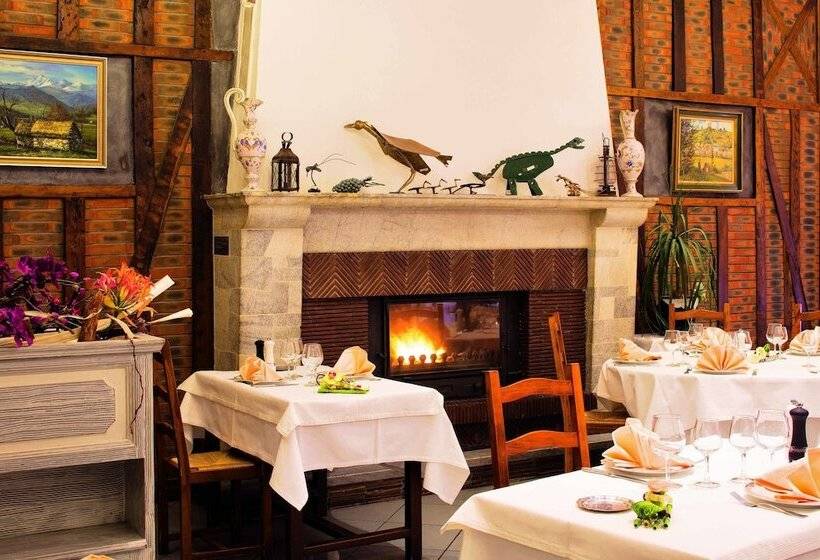 Отель Du Commerce Spa