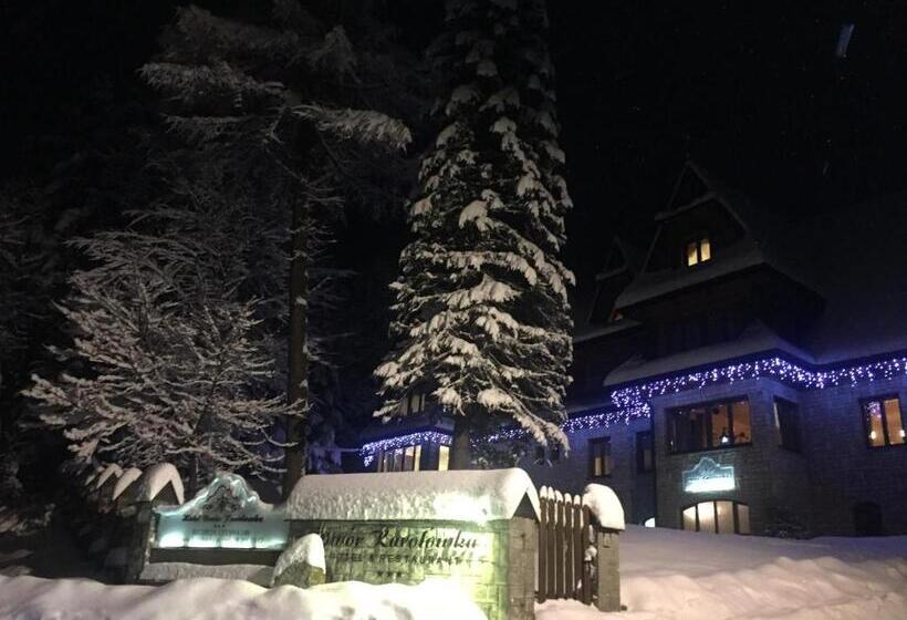 هتل Dwor Karolowka