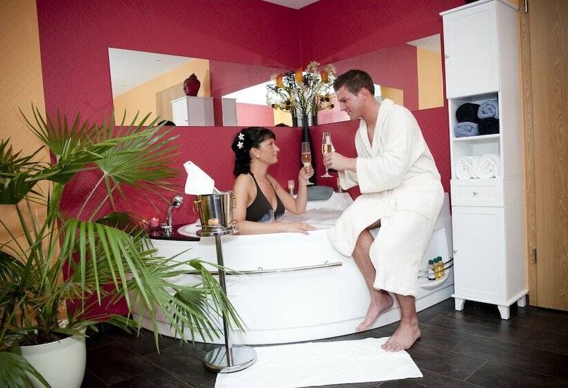 酒店 Englischer Hof