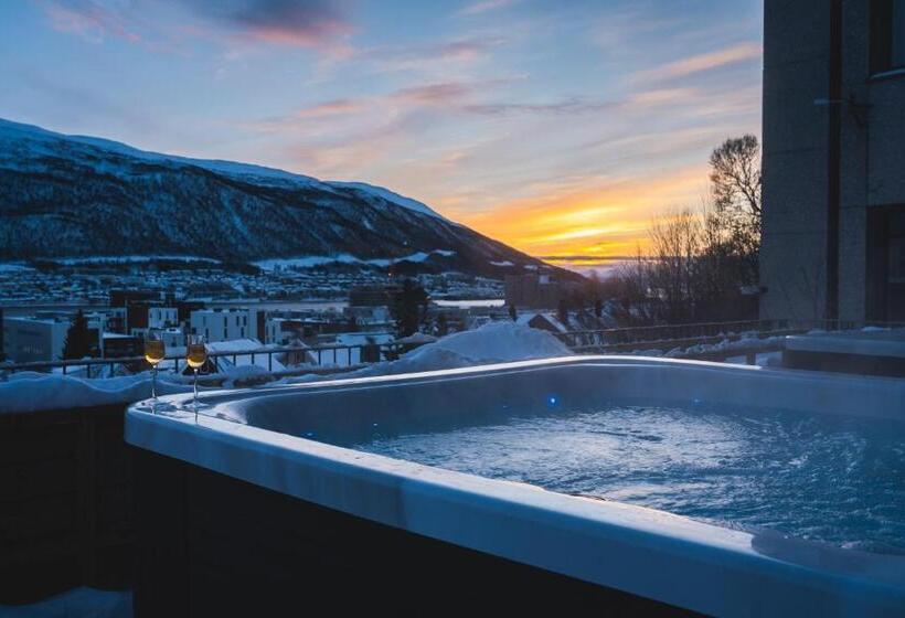 Enter St Elisabeth Hotel & Spa