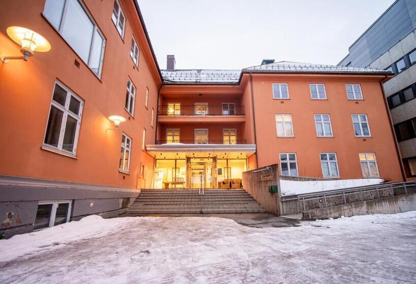 Enter St Elisabeth Hotel & Spa