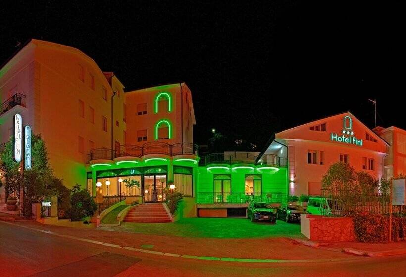 هتل Fini