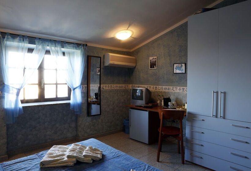 فندق Food & Drink