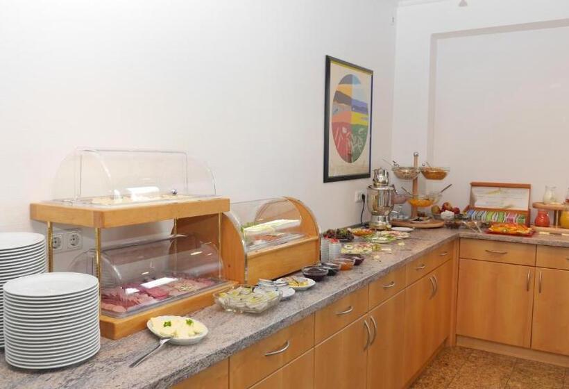 هتل Garni Arte Vita