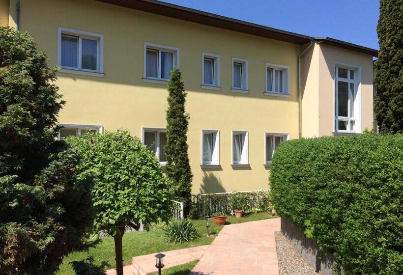 هتل Garni Arte Vita