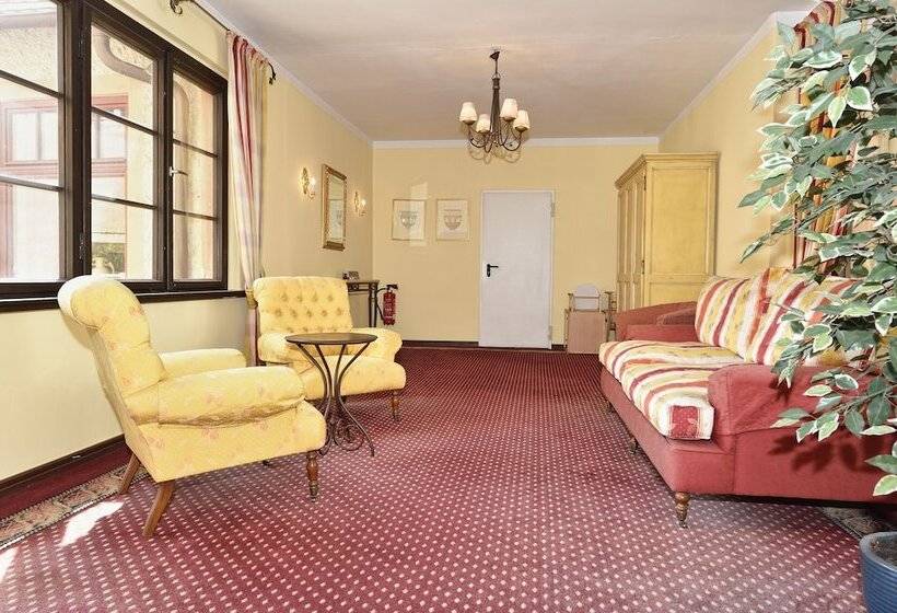 فندق Graf Von Mansfeld