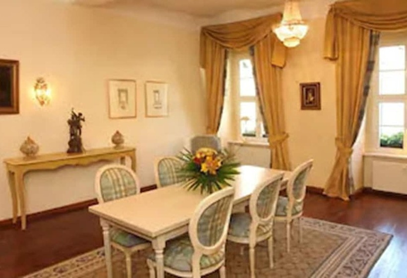 فندق Graf Von Mansfeld