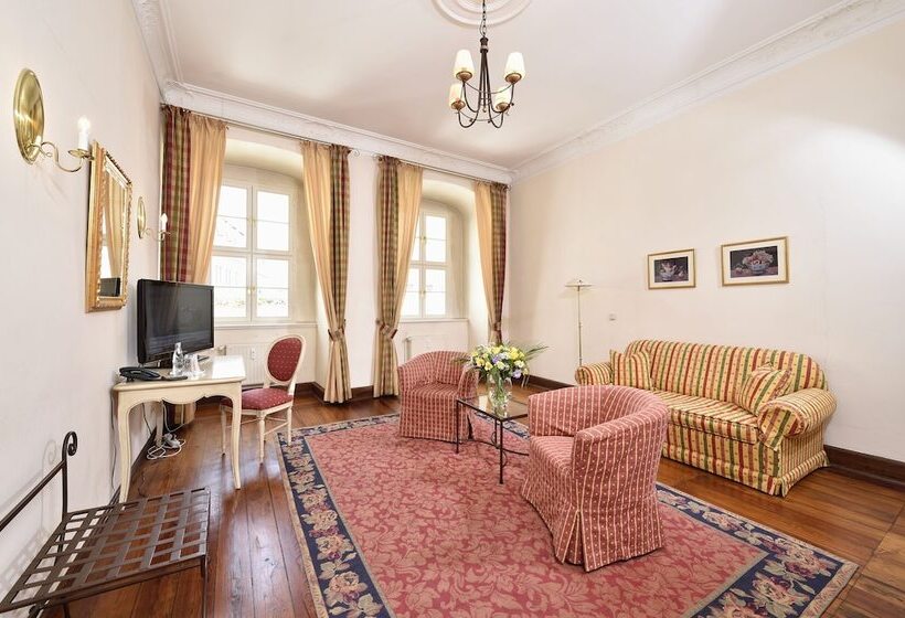 فندق Graf Von Mansfeld