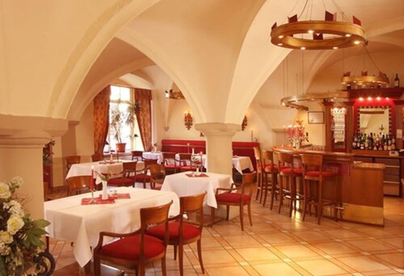 فندق Graf Von Mansfeld