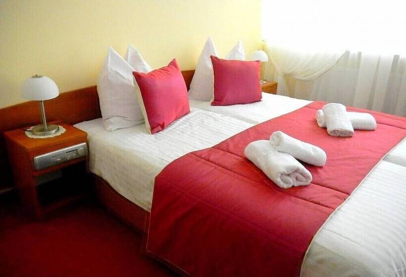 בית מלון כפרי Grand Laola Spa