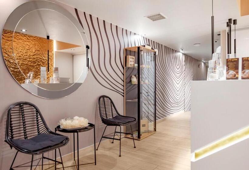 בית מלון כפרי Grand Laola Spa