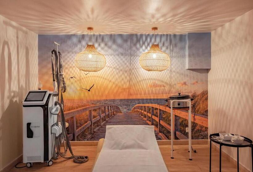 בית מלון כפרי Grand Laola Spa