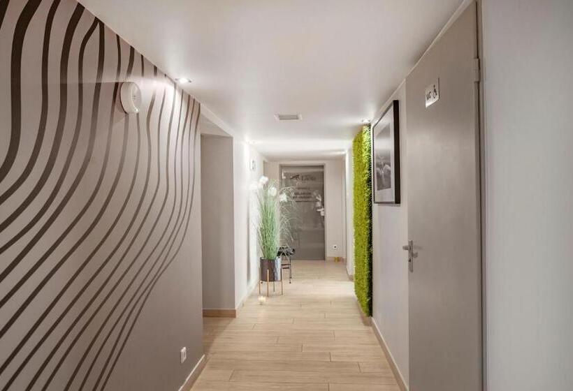 בית מלון כפרי Grand Laola Spa