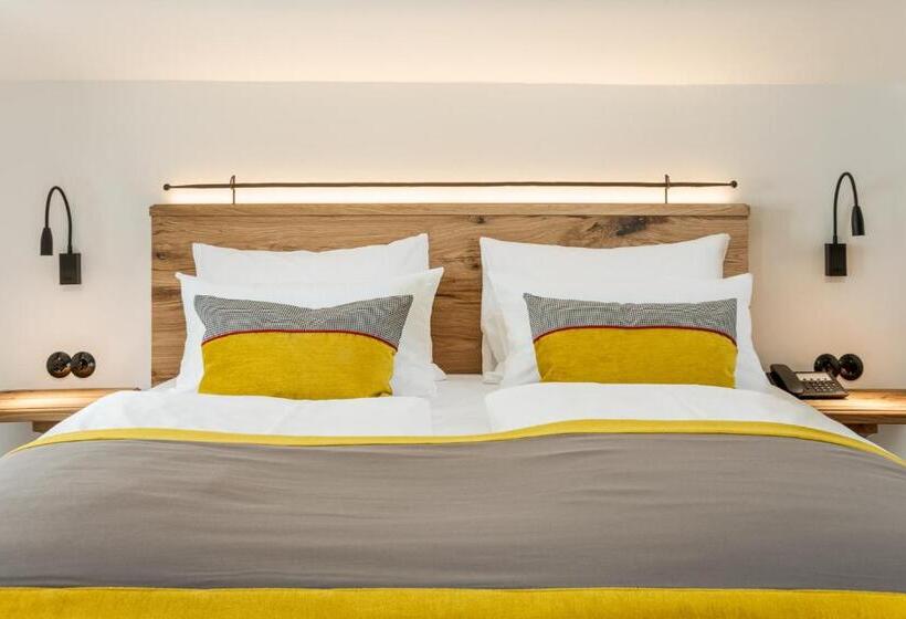 Отель Gut Ising