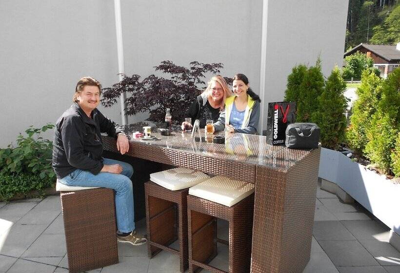 Отель Hahnenblick