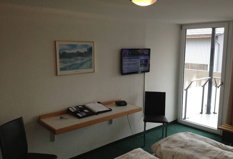 Отель Hahnenblick