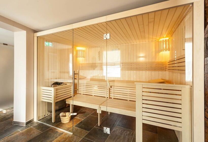 Отель Halfenstube & Villa Spa 1894