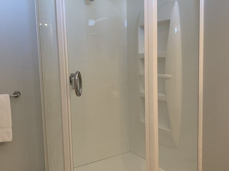 בית מלון כפרי High Peaks