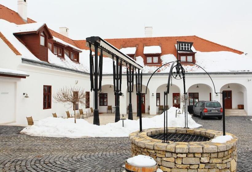 فندق Historia & Historante