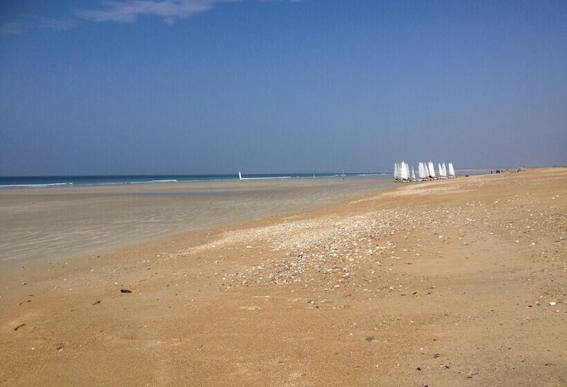 호텔 Hôtel Des Deux Mers