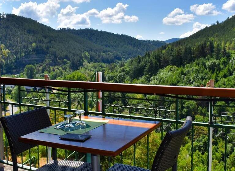 ホテル Hôtel Des Rochers