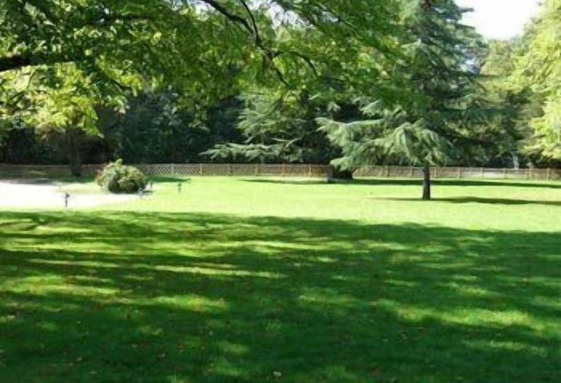 בית מלון כפרי Domaine De La Ferrière