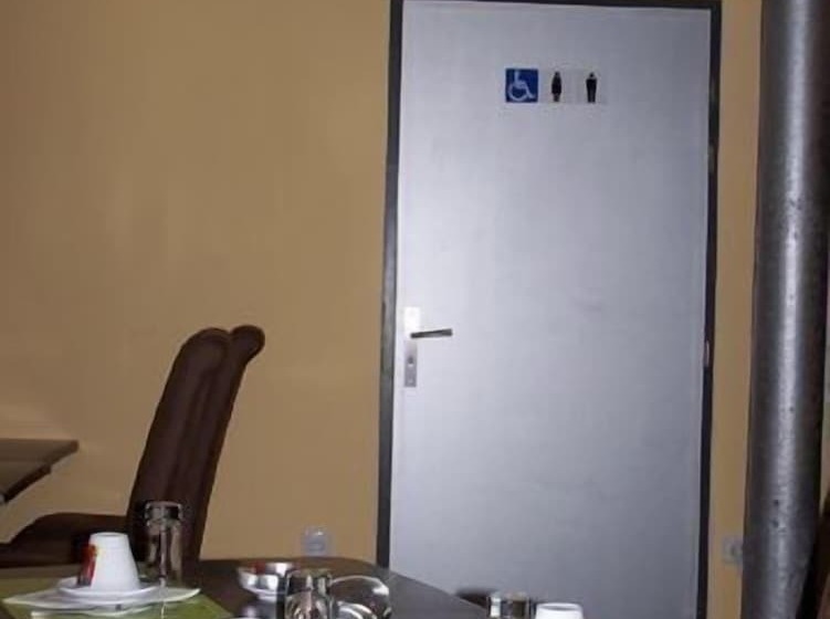 فندق Hôtel Le Richevaux