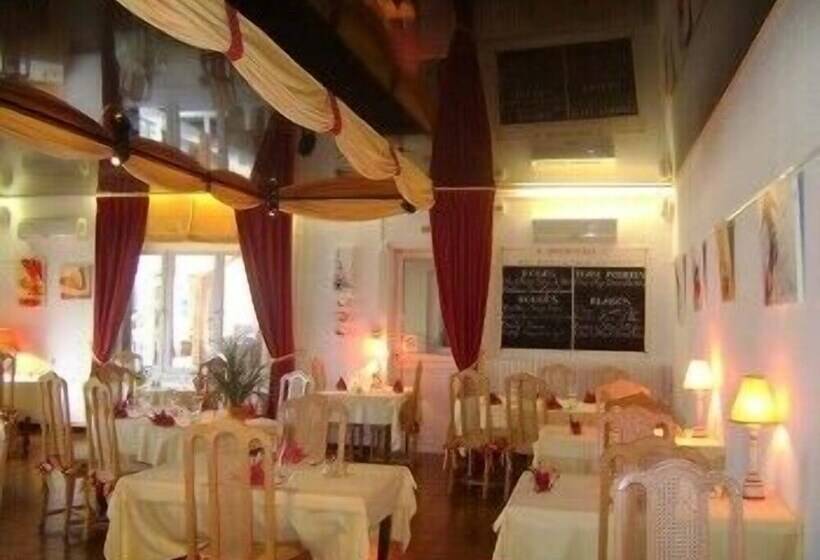 فندق Hôtel Le Richevaux