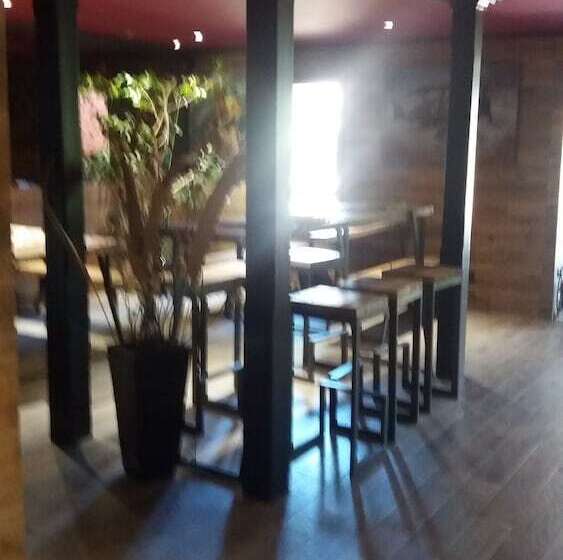 בית מלון כפרי Hôtel Lou Mistralou