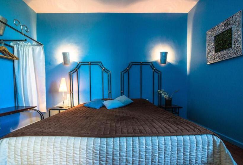 فندق Hôtel Mas De Baumes