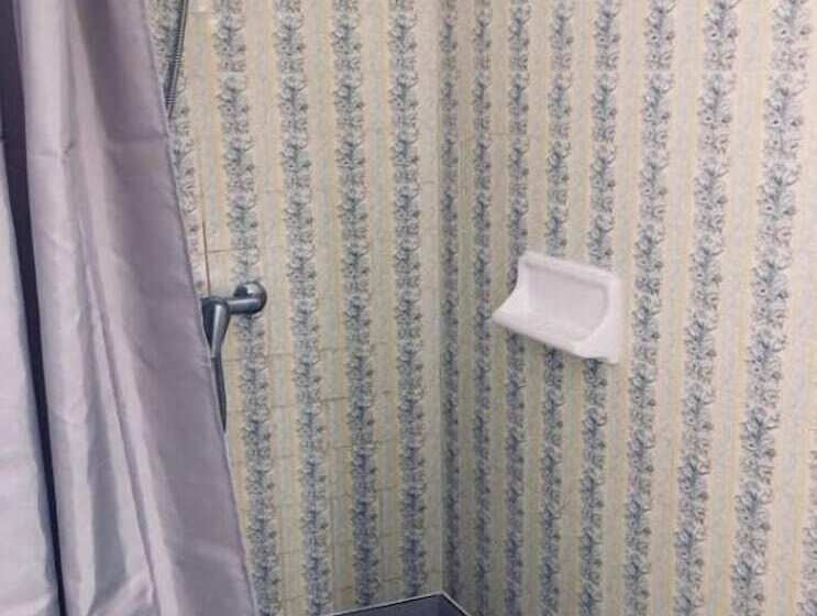 فندق Hôtel Moderne