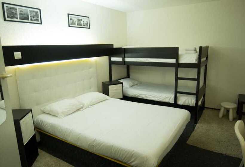 Отель Hôtel Quick Palace Tours Nord