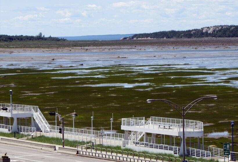 فندق Hôtel Saint Germain Rimouski