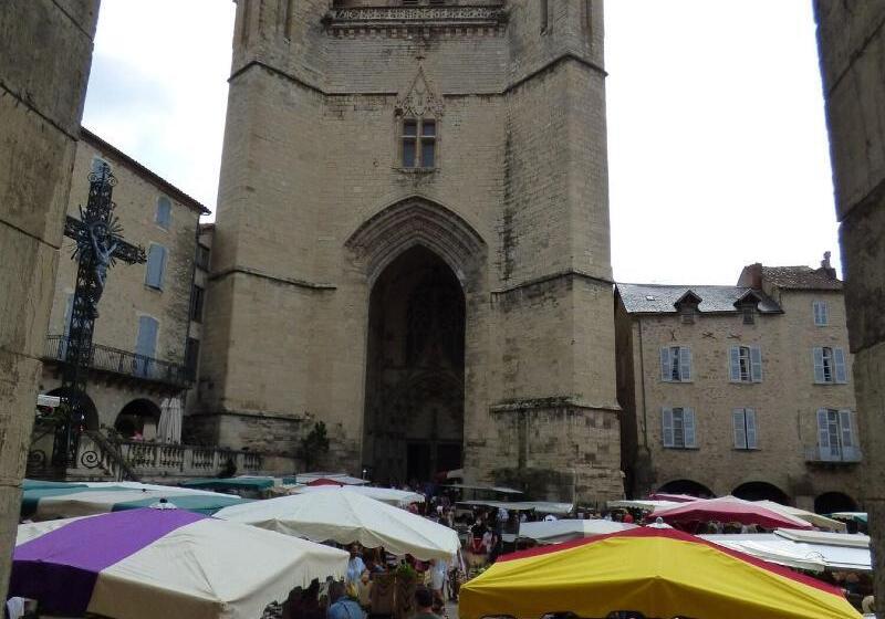 Отель Inspiration By Balladins Villefranche De Rouergue