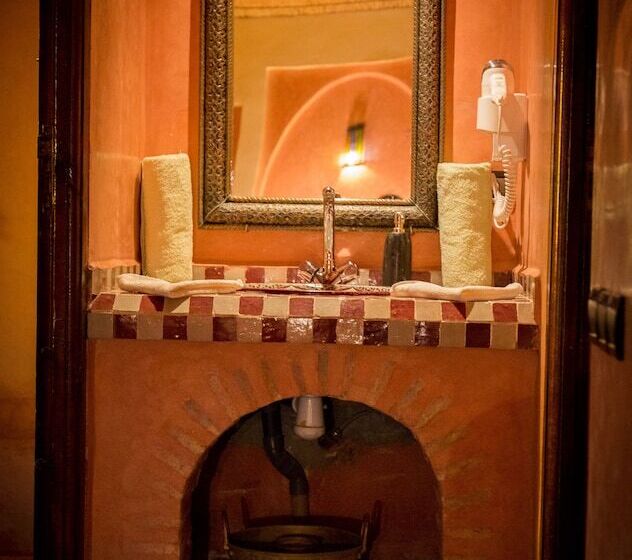 ホテル Kasbah Mohayut