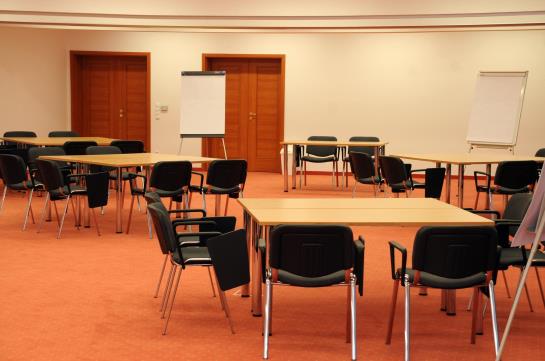 ホテル Két Korona Konferencia és Wellness