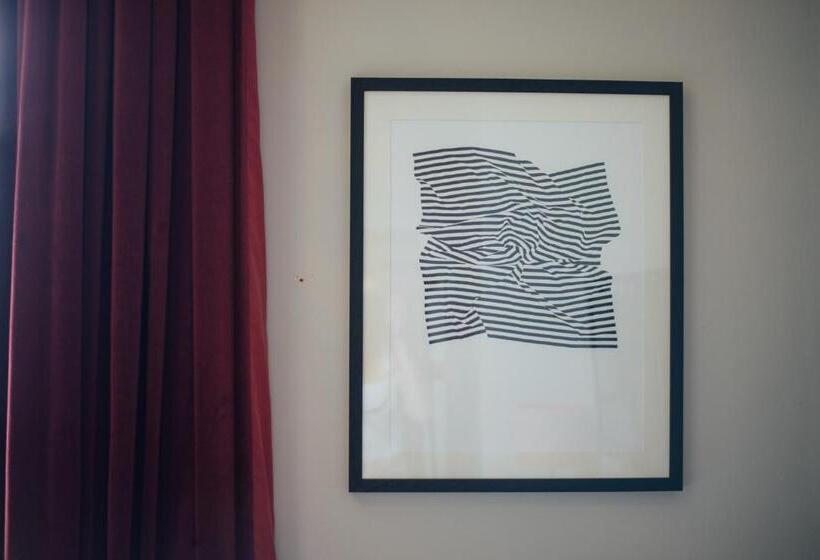 Отель Kings Arms