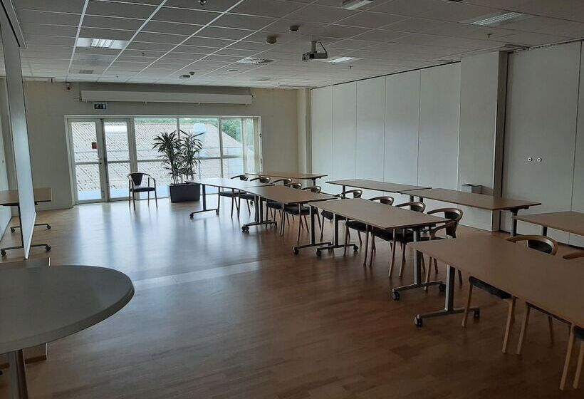 ホテル Kolding Sportel