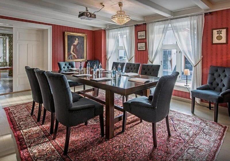 Kong Carl Unike Hoteller