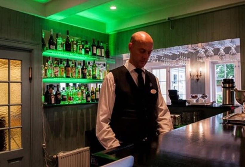 Kong Carl Unike Hoteller