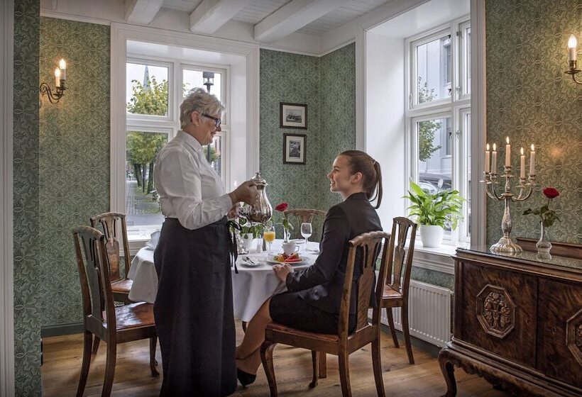 Kong Carl Unike Hoteller