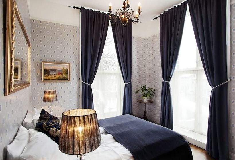 Kong Carl Unike Hoteller