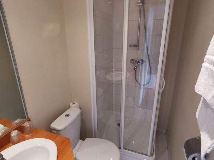 Отель La Consigne Caen Gare Sncf Centre