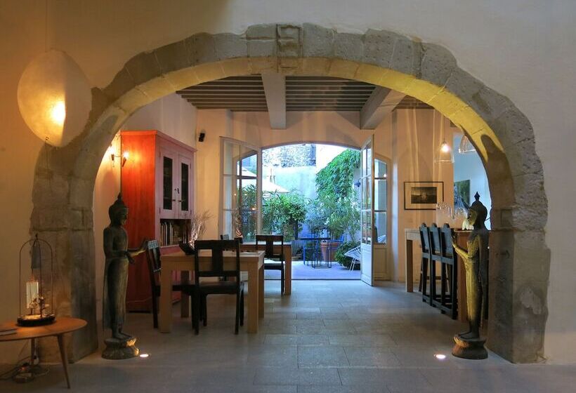 Отель La Maison Sur La Sorgue   Esprit De France