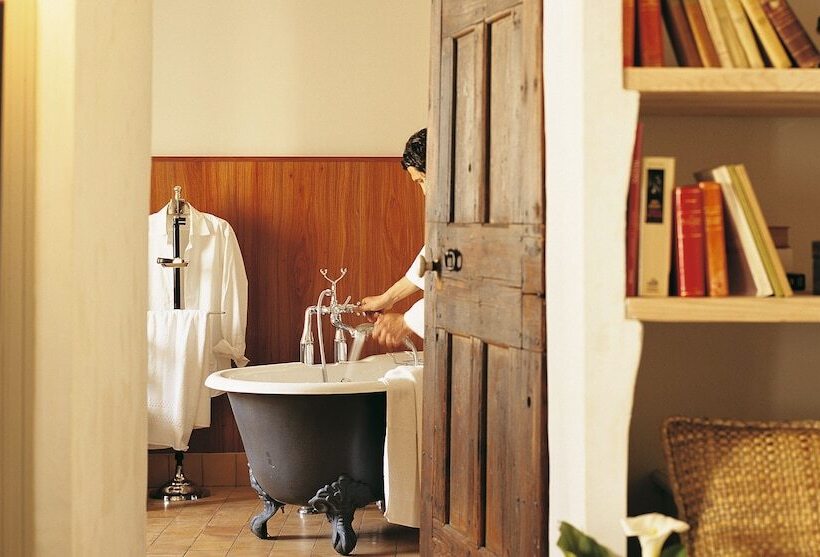 Отель La Maison Sur La Sorgue   Esprit De France