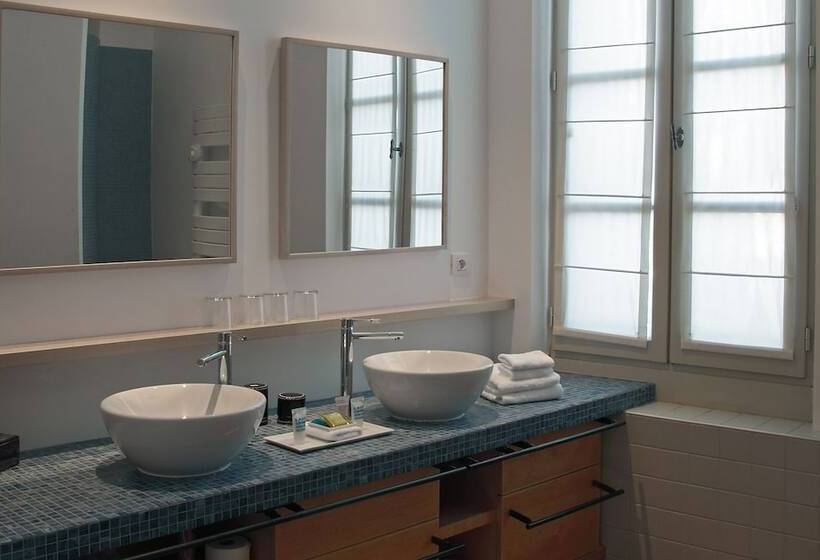 Отель La Maison Sur La Sorgue   Esprit De France