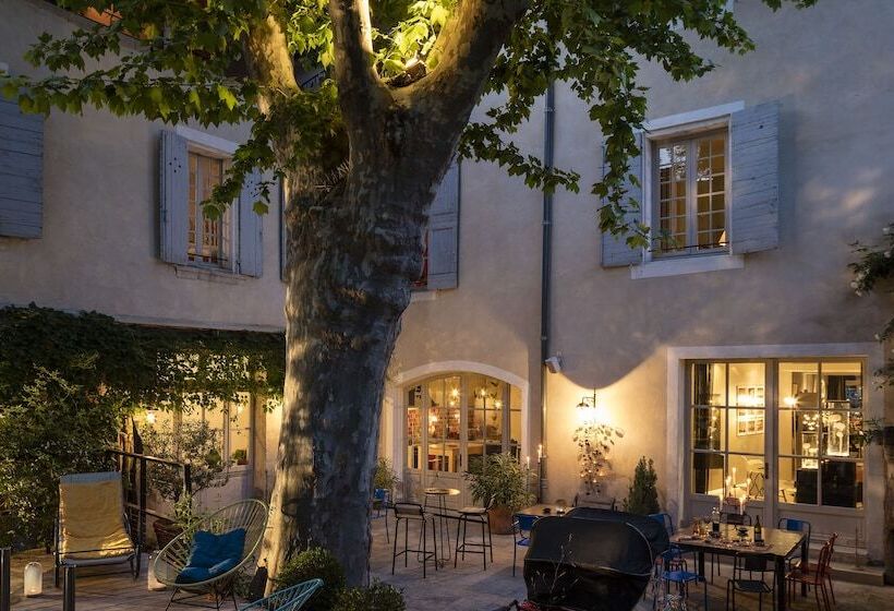 Отель La Maison Sur La Sorgue   Esprit De France