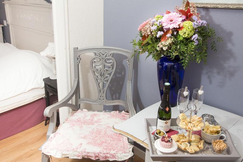 ホテル La Villa Les Mots Passants