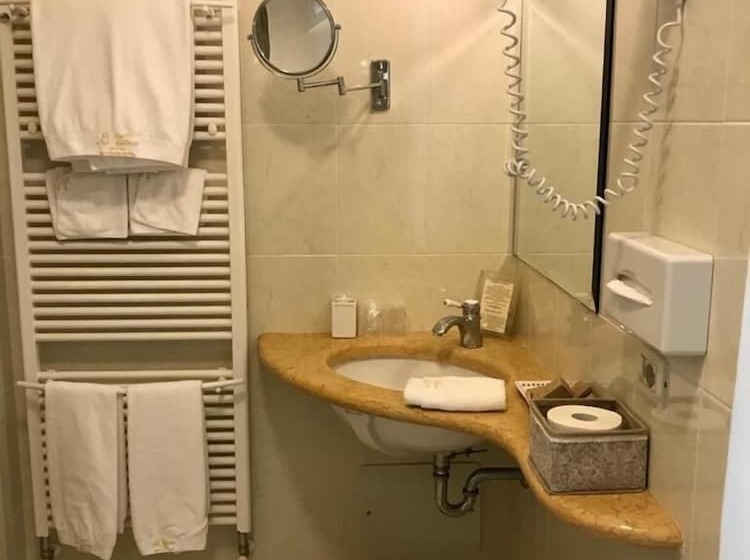 Отель La Vittoria Boutique